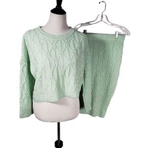Fashion Nova Women's size Small Mint Green 2-Piece Sweater Skirt Suit